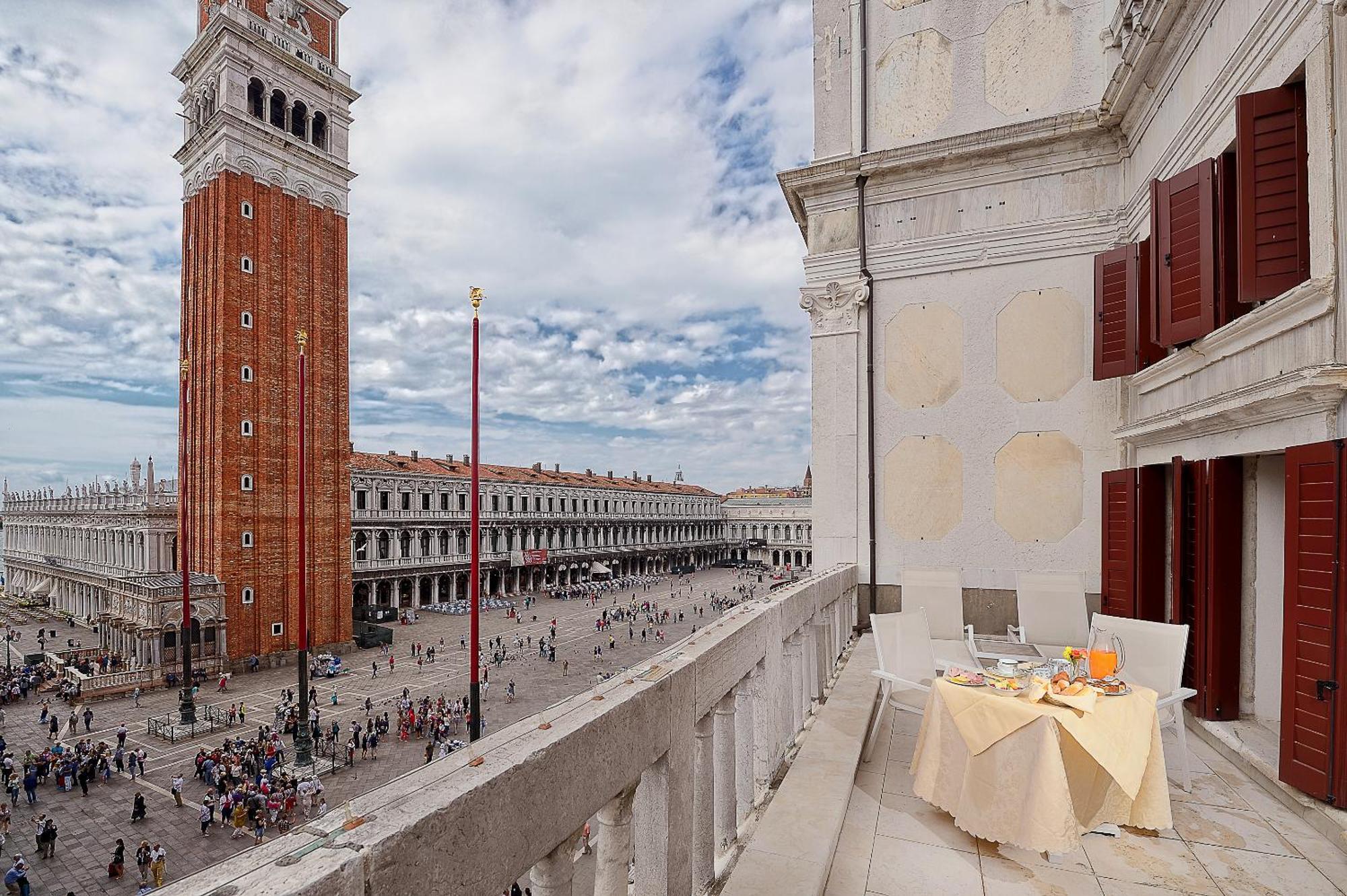 Canaletto Luxury Suites - San Marco Luxury Венеция Экстерьер фото